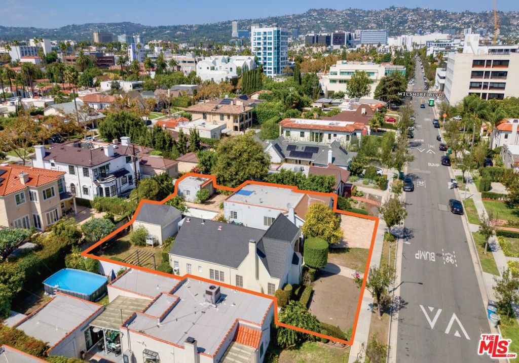 219 S Le Doux Road