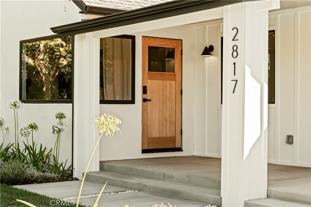 2817 S Barrington AVE, Los Angeles CA 90064