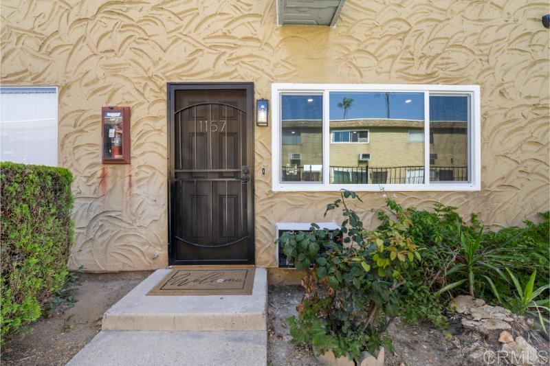 Welcome to this FULLY RENOVATED move in ready condo. It offers perfect blend of comfort and convenience, features NEW beautiful updated bathrooms, freshly painted, laminate flooring, double pane windows, aplliances, generousnly sized bedrooms with ample closet space. A privet patio provides an ideal setting for outdoor relaxing and enjoyment. Close to Highschool, Tuttle Park, Feeway 8 and Shopping Center, dont miss out to call this your new home ...