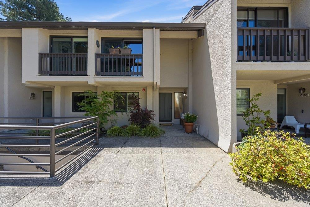 2319 Ticonderoga Drive