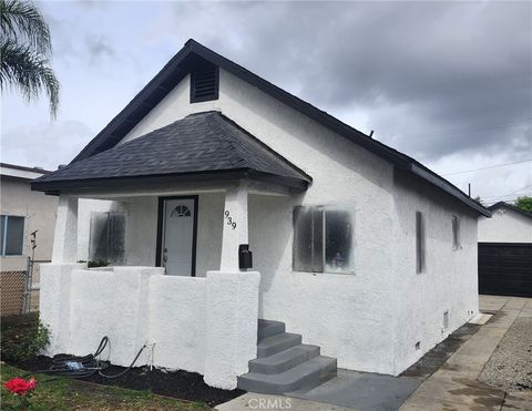 Photo of 939 E 88th Pl. Pl, Los Angeles, CA 90002 (MLS # CV26030936)