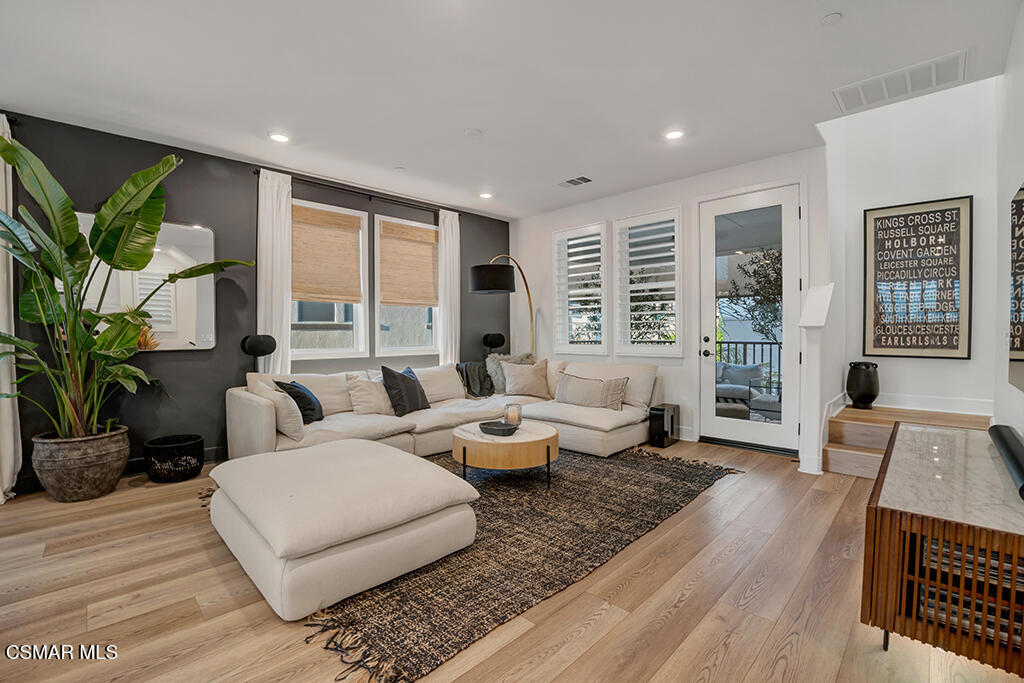 3033 Tallahassee Lane