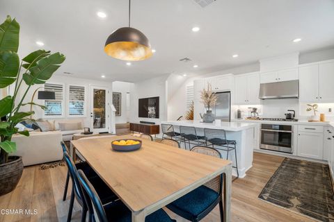 Photo of 3033 Tallahassee Lane, Simi Valley, CA 93065 (MLS # 226002037)