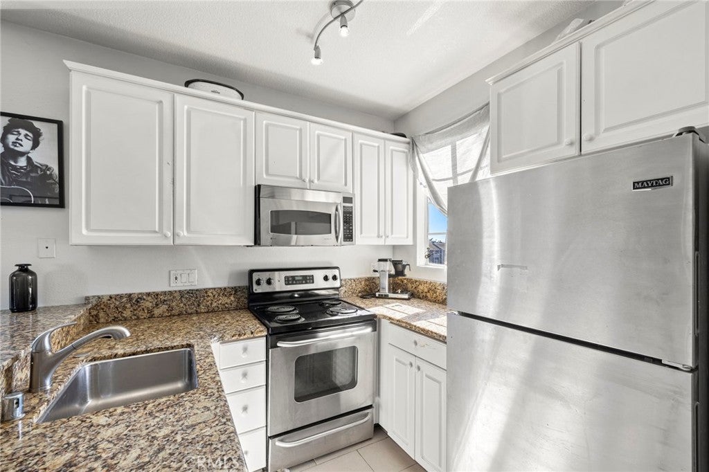 20331 Bluffside Circle A211