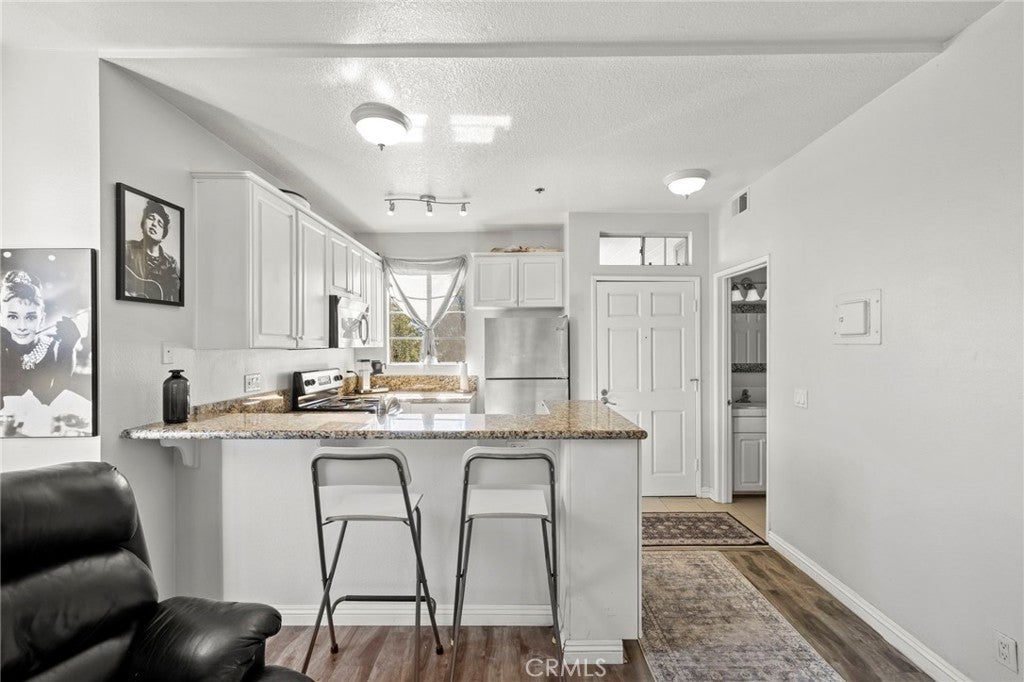 20331 Bluffside Circle A211