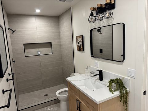 Photo of 10951 Petit Avenue, Granada Hills, CA 91344 (MLS # SR26043905)