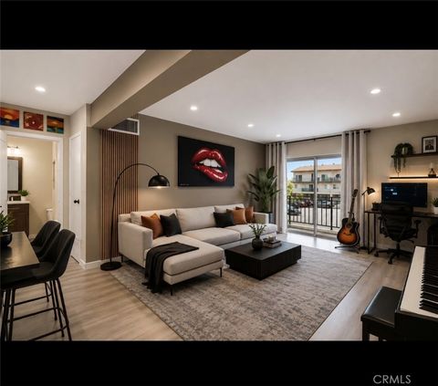 Photo of 5460 White Oak AVE #C204, Encino, CA 91316 (MLS # SR26111600)