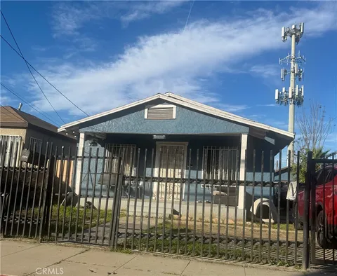 215 E Elm St, Compton, CA 90220 - MLS#: IV26010185