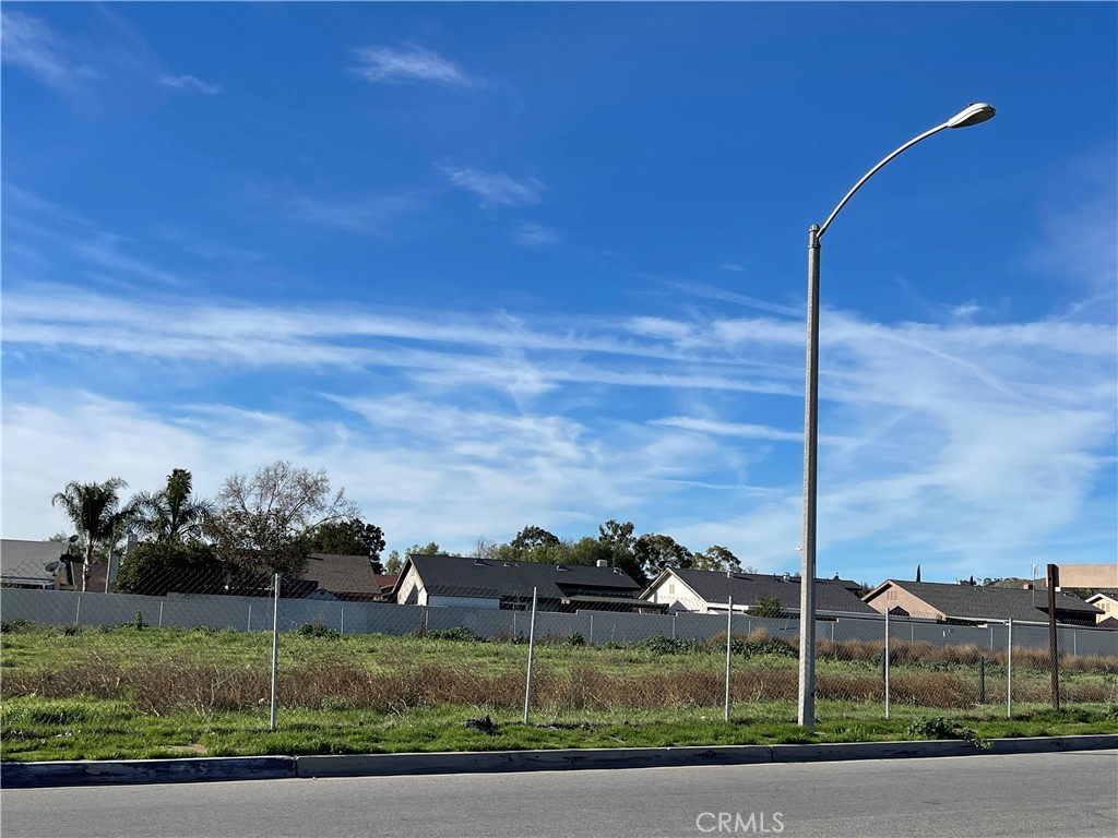 This two parcel commercial property features a combined 30,937 square foot lot. The C-1 - C-P zoning has the potential to convert to residential zoning R-3. This offers flexibility for various business types, including retail, professional office, or possible apartments.
Other key features that contribute to its attractiveness are the sizable lot, its close proximity to residential areas, and being across from an elementary school. This opens up numerous possibilities for potential investors or business owners. Given the strategic location, diverse potential uses, and the option for expansion, this property could be a valuable investment for those looking to establish a business or build units in the area. It would be important to conduct a thorough due diligence, considering local regulations, market demand, and any potential future developments that may impact the property. The General Plan Amendment would need to be approved by the Planning Commission in order to change the zoning.
(2nd parcel AP# 181-030-008). There is currently a commercial structure on the property that is 1500 sq ft.
