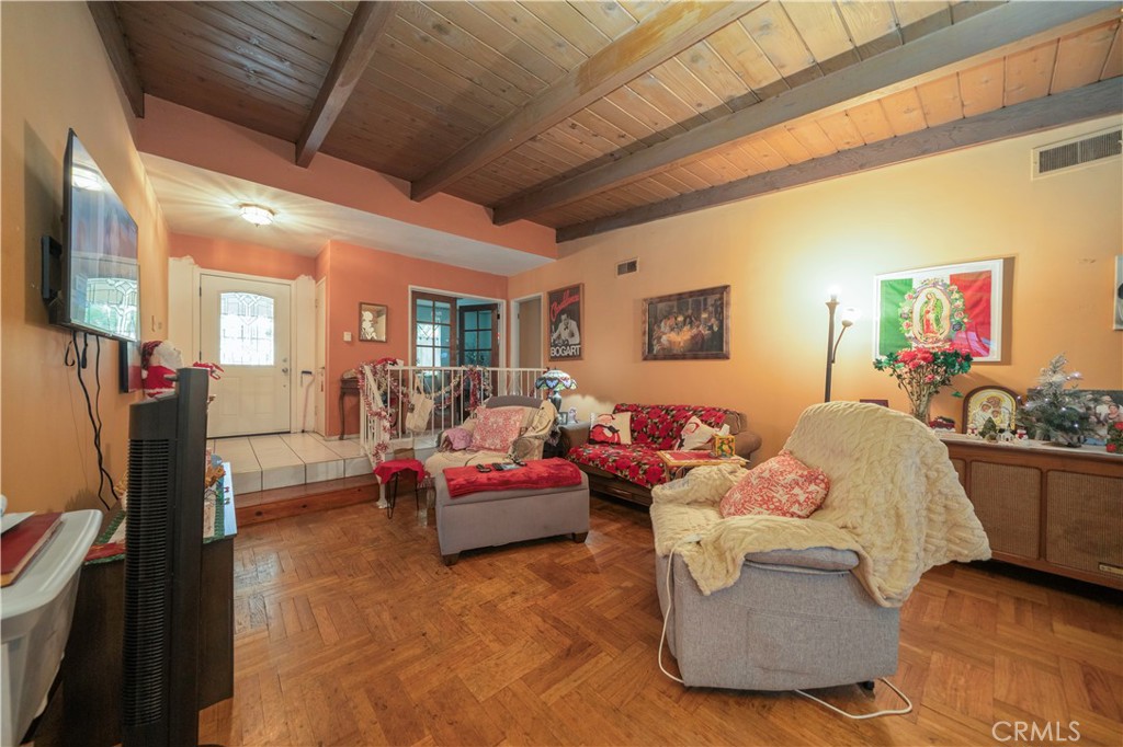 Properties 1 1963 Lupine Avenue