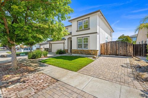 Photo of 9110 Avezan Way, Gilroy, CA 95020 (MLS # ML82046450)