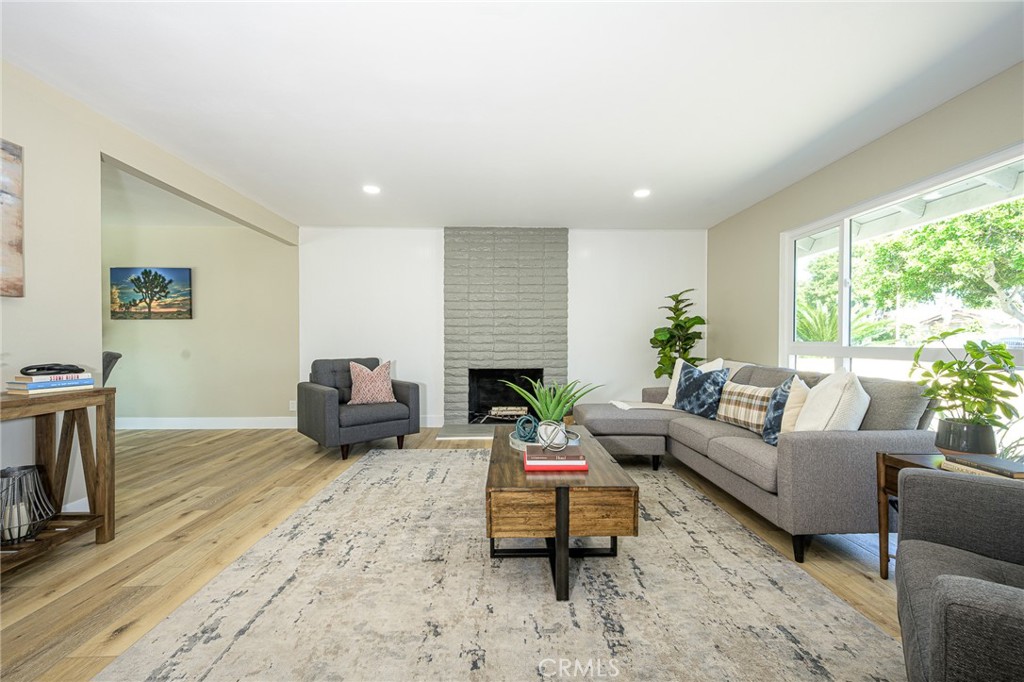 Bristol / Warner - Residential