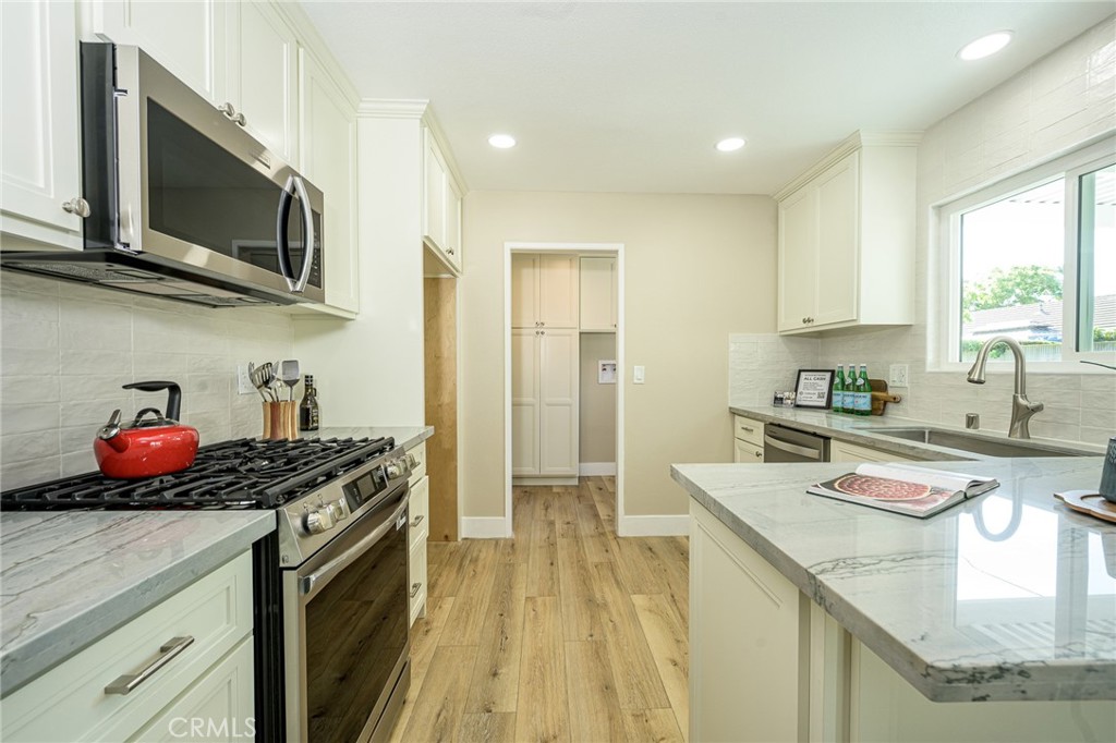 Bristol / Warner - Residential