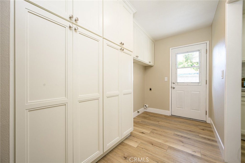 Bristol / Warner - Residential