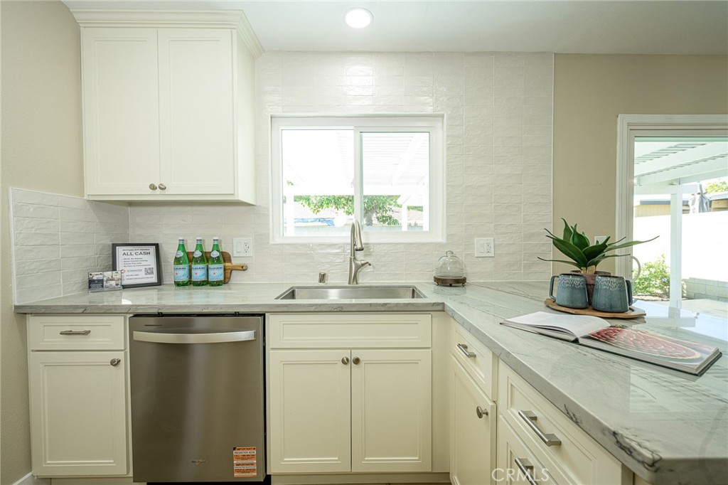 Bristol / Warner - Residential