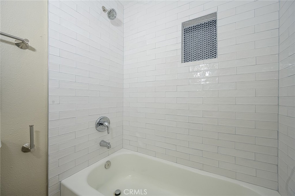 Bristol / Warner - Residential