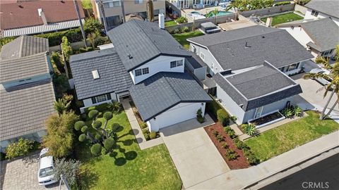 Tiny photo for 20621 Reef Lane, Huntington Beach, CA 92646 (MLS # OC26049715)