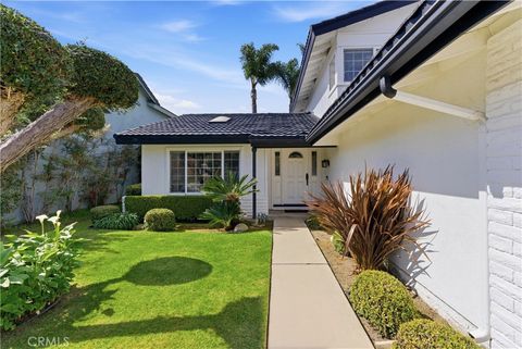 Tiny photo for 20621 Reef Lane, Huntington Beach, CA 92646 (MLS # OC26049715)