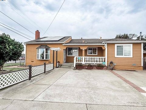 Photo of 710 Videll Street St, San Lorenzo, CA 94580 (MLS # 41112680) Photo of 710 Videll Street St, San Lorenzo, CA 94580 (MLS # 41112680)