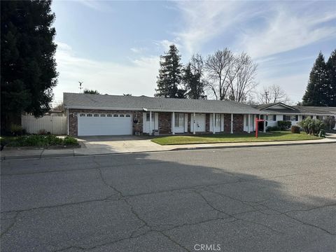 Photo of 2308 Katy Ln, Merced, CA 95340 (MLS # MC26022430)