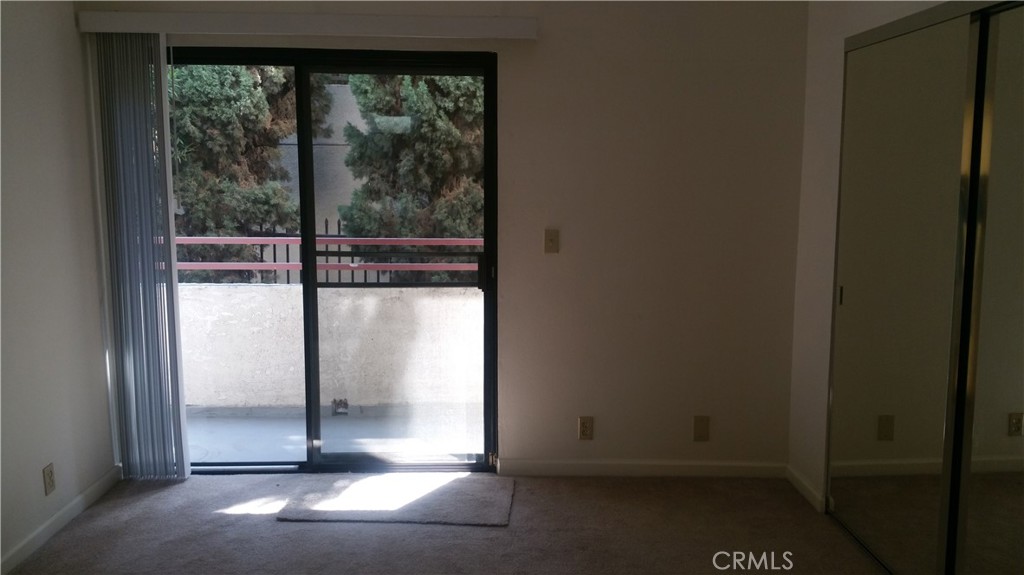 730 W 4th Street 107