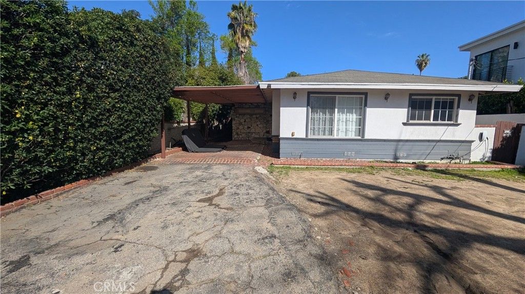 Photo of 13319 Magnolia, Sherman Oaks, CA 91423 (MLS # SR26107780)