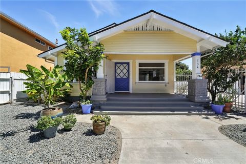 Photo of 732 Saint Louis Avenue, Long Beach, CA 90804 (MLS # OC26023082)