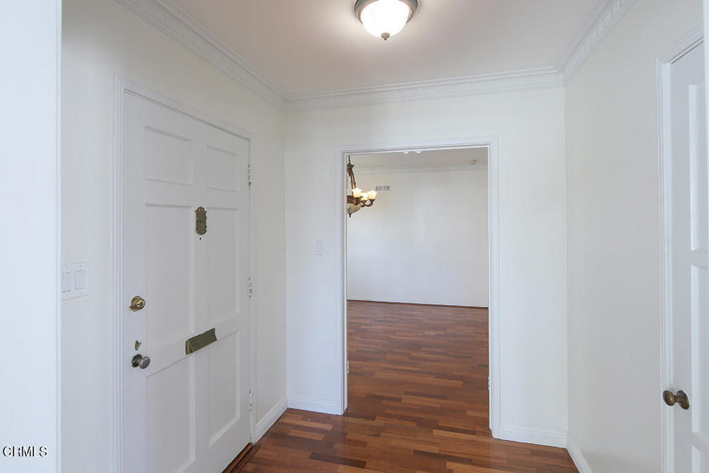 3411 S Cochran Avenue