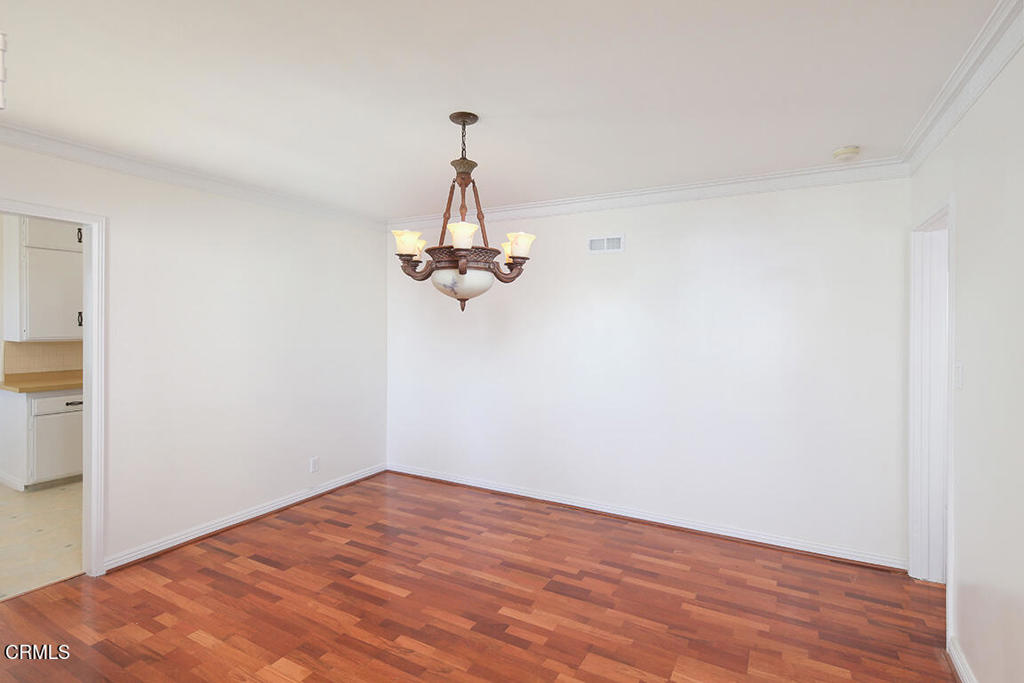 3411 S Cochran Avenue