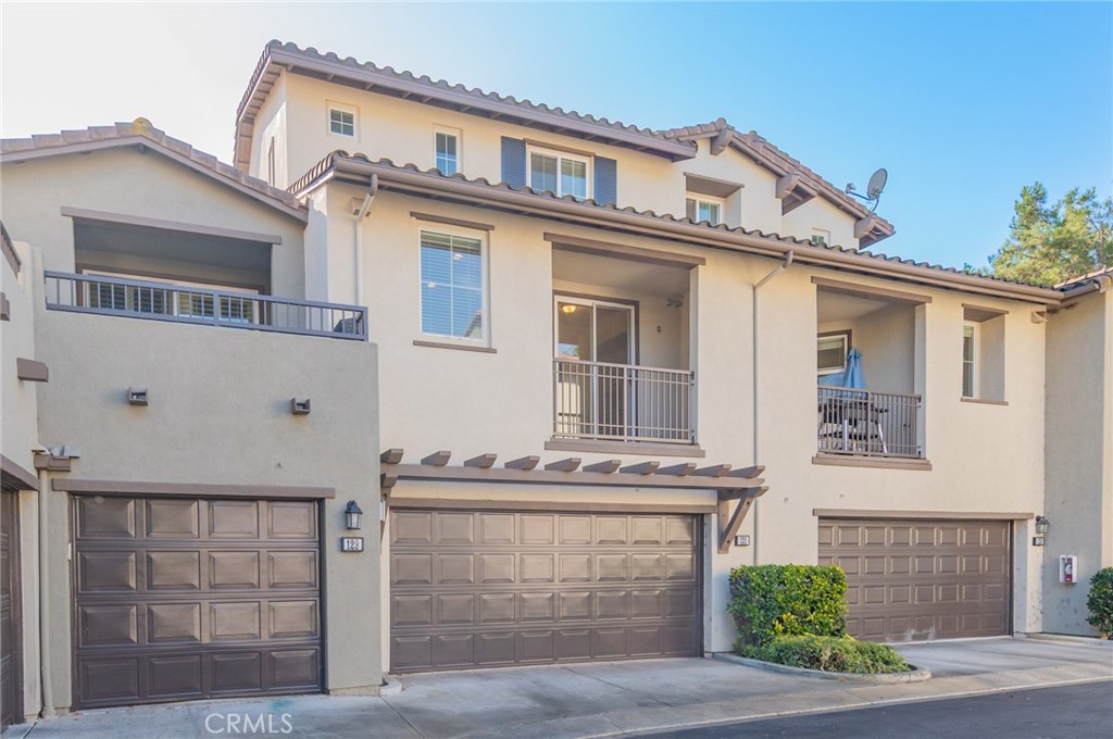 Casalon (CASA) - Residential Lease