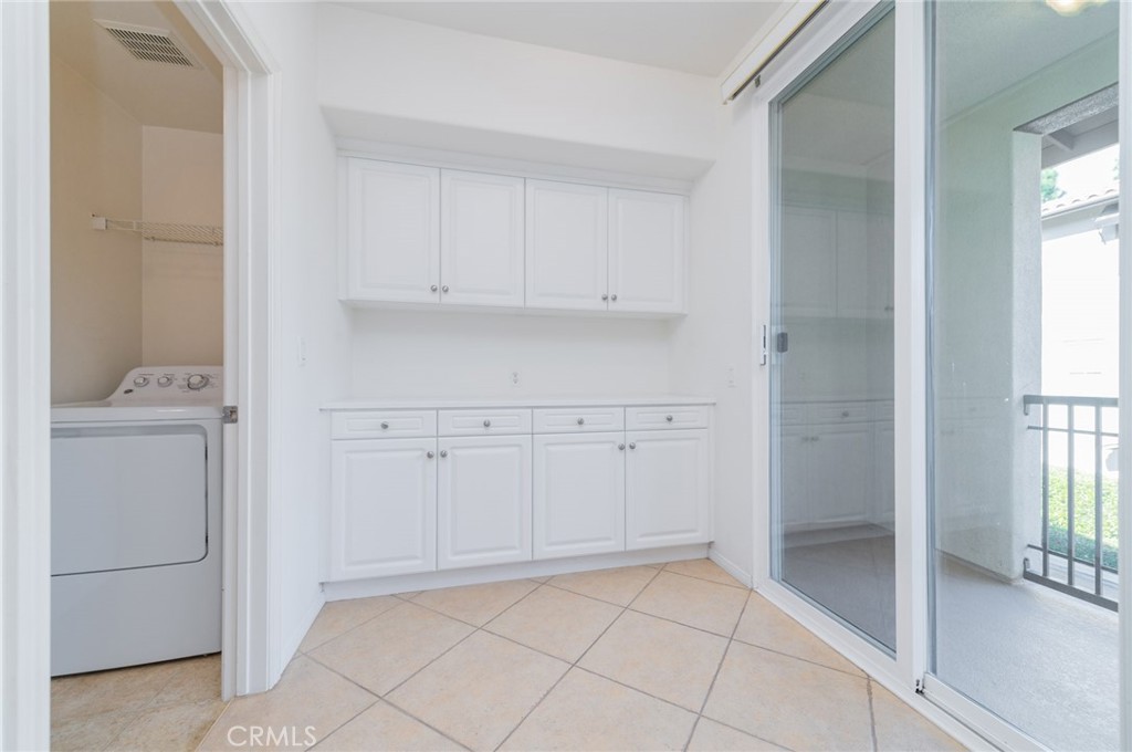 Casalon (CASA) - Residential Lease