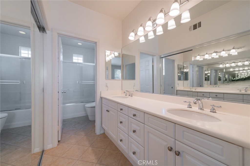 Casalon (CASA) - Residential Lease