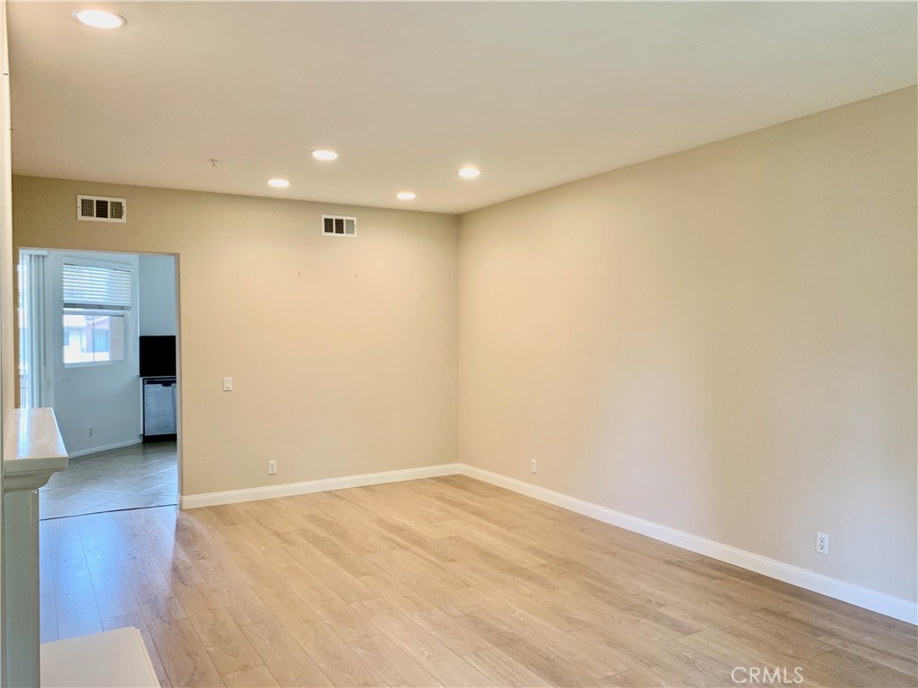 Casalon (CASA) - Residential Lease