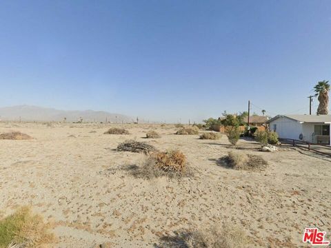 Photo of 1374 Leeward Avenue, Thermal, CA 92274 (MLS # 24471843)