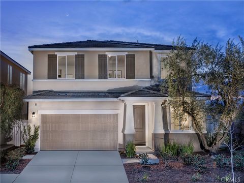 Photo of 2069 Grapefruit Street, Redlands, CA 92374 (MLS # OC26080885)