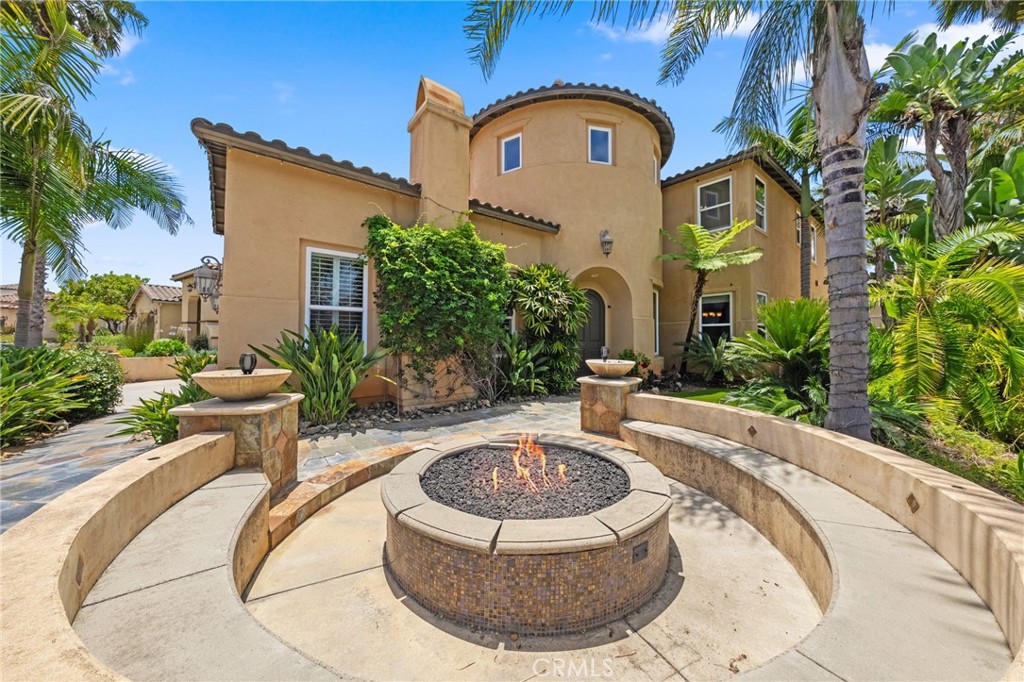 982 Camino Del Arroyo Drive
