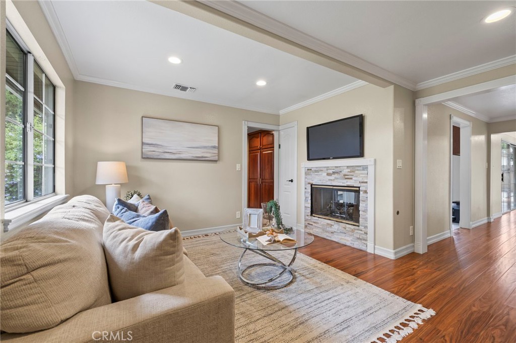 278 Verdugo Way