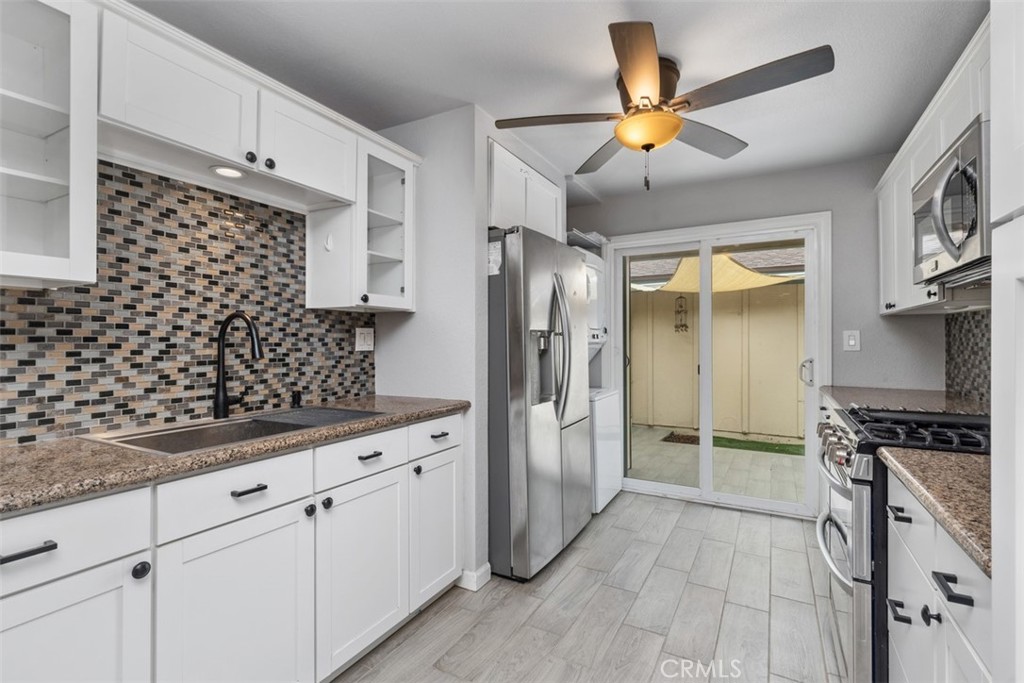 17941 Yorba Linda Blvd