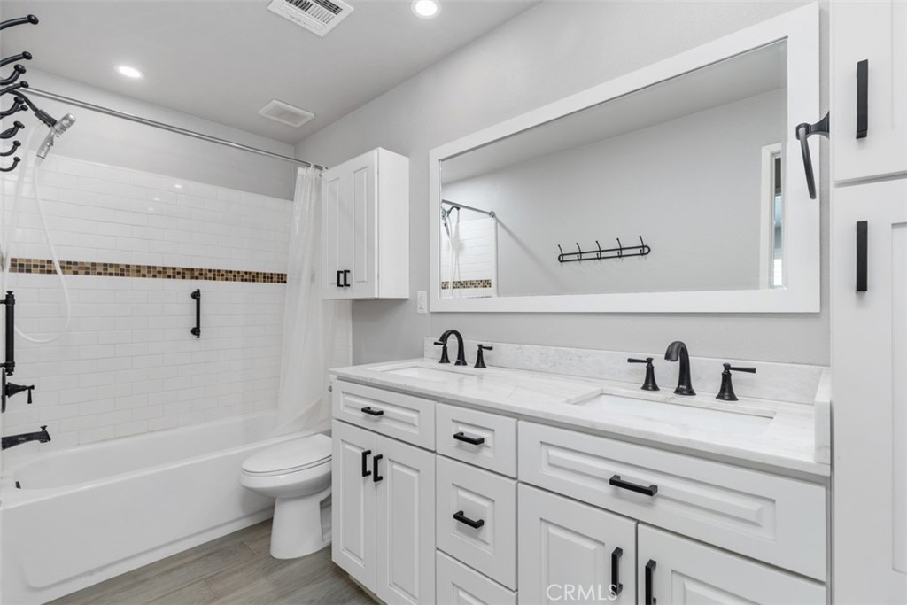 17941 Yorba Linda Blvd