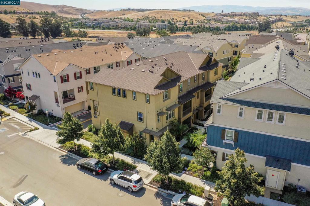 WALLISRANC - Residential Lease