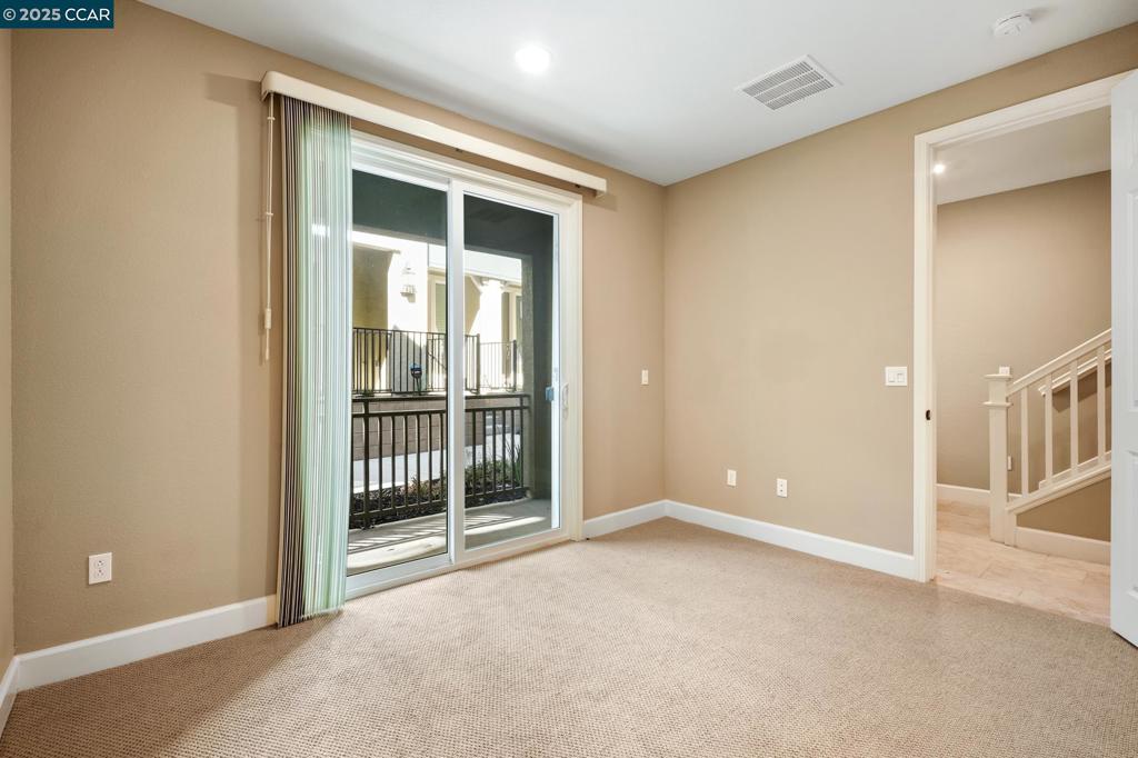 WALLISRANC - Residential Lease