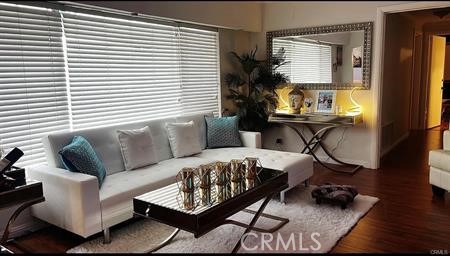 Fullerton Crest (FUCR) - Residential Lease