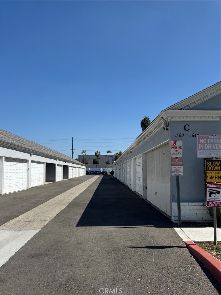 Fullerton Crest (FUCR) - Residential Lease