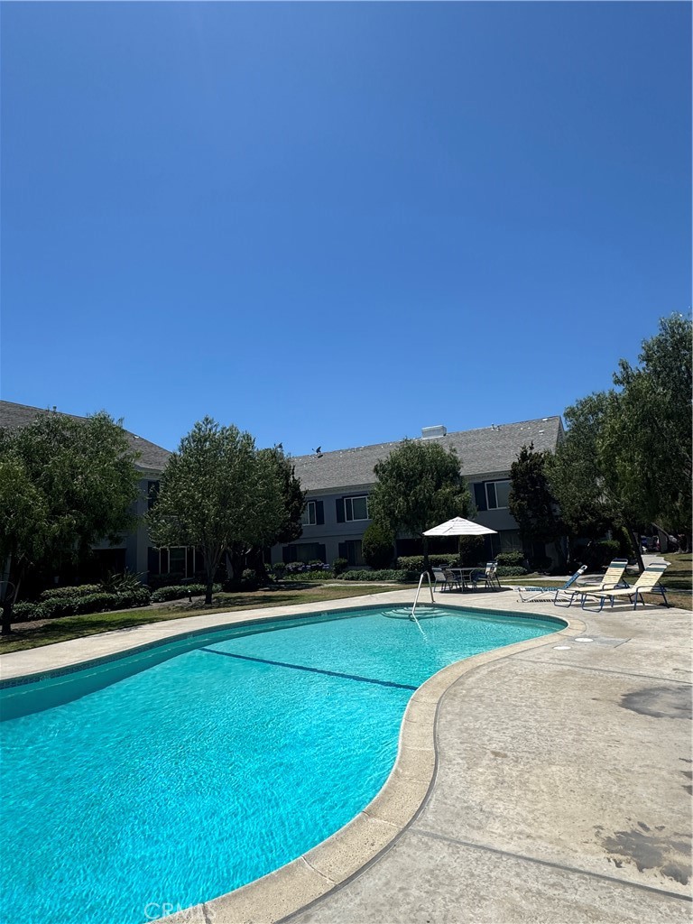 Fullerton Crest (FUCR) - Residential Lease
