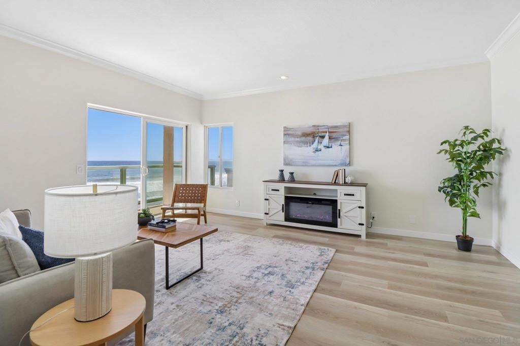 1442 Seacoast Dr 7
