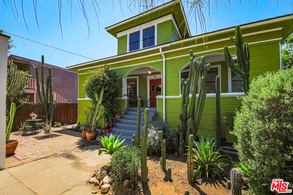Properties 4 132 N Avenue 57