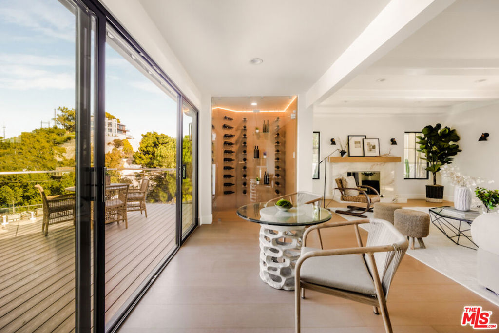 Properties 3 8921 Appian Way