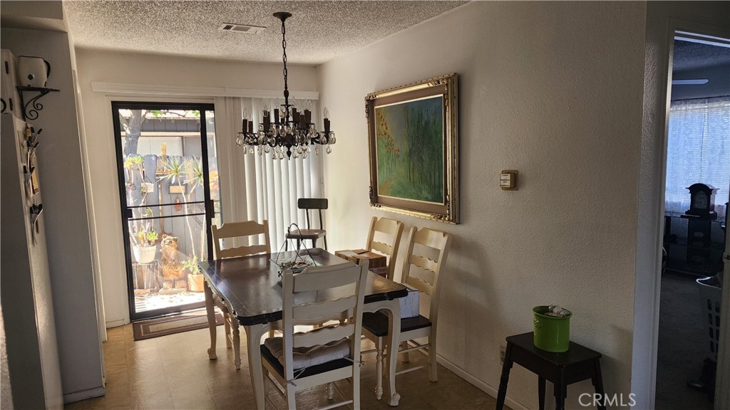 139 N Lincoln Avenue