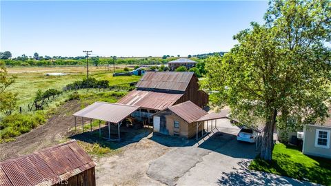 Tiny photo for 5390 Monterey Road, Paso Robles, CA 93446 (MLS # NS26072080)