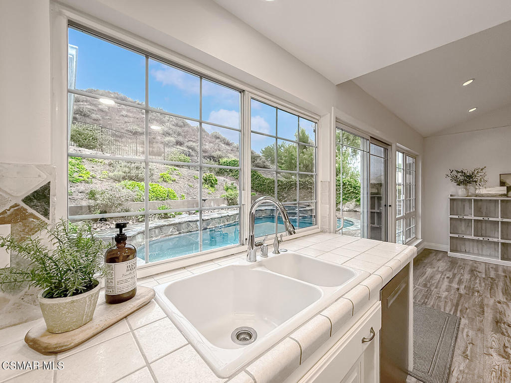 Hollow Hills-126 - 126 - Residential